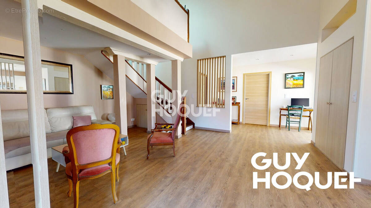 Maison à VILLENEUVE-DE-LA-RAHO