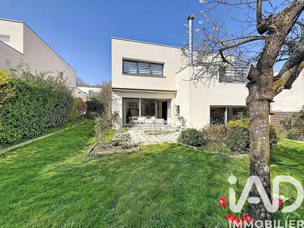Photo 1 - Maison à CHATENAY-MALABRY