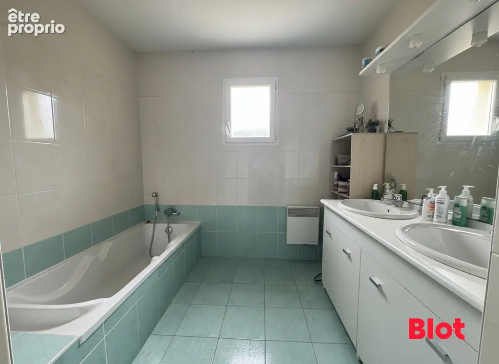 Maison 83 m² à Chateaubourg  - photo 7