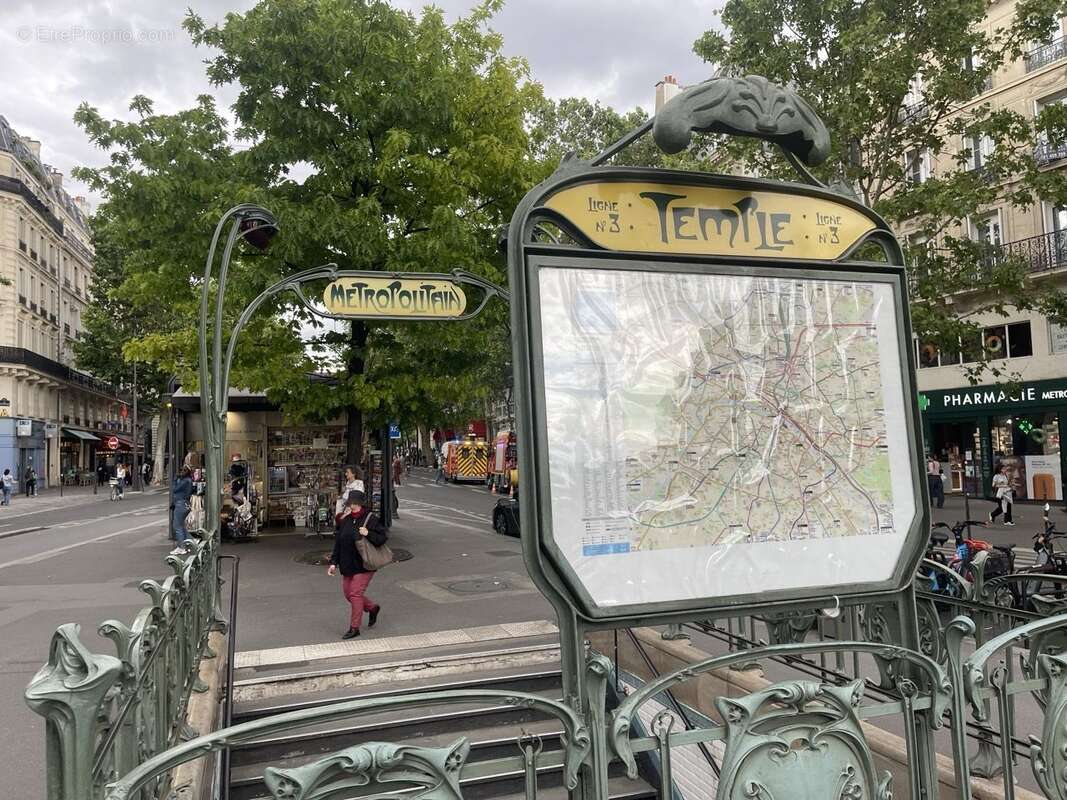 Autre à PARIS-3E