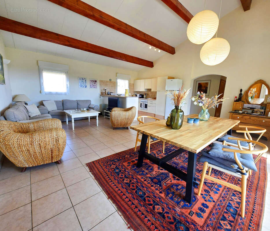 A vendre villa 3 chambres piscine garage - photo 7