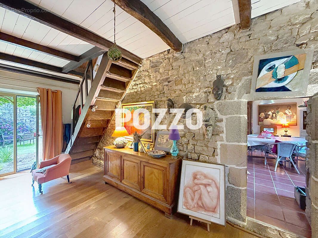 Maison SAINT PIERRE LANGERS  8 pièce(s) 210 m2 à 5 mn des plages et des commerces de ST PAIR SUR MER - photo 12