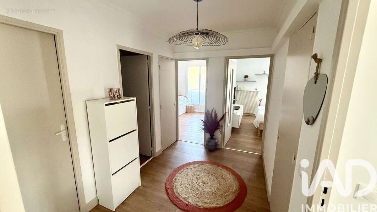Photo 4 - Appartement à SAINT-RAPHAEL