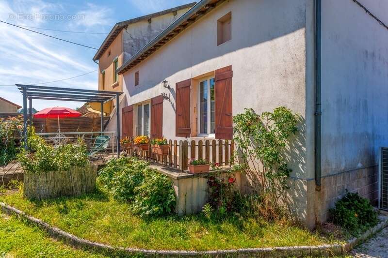 Exclusivité, à vendre – Maison avec double garage et terrain clos – Vérosvres (71) - photo 16