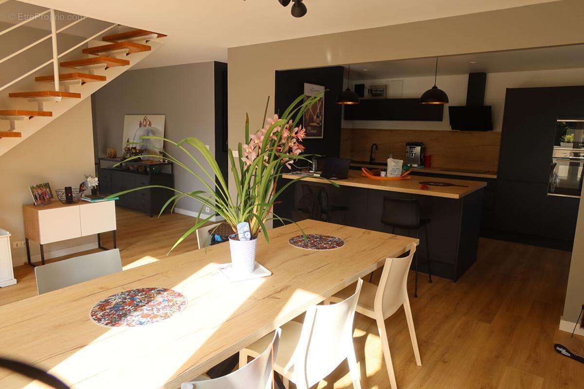 Appartement Besancon 5 pièce(s) 127 m2 - photo 2