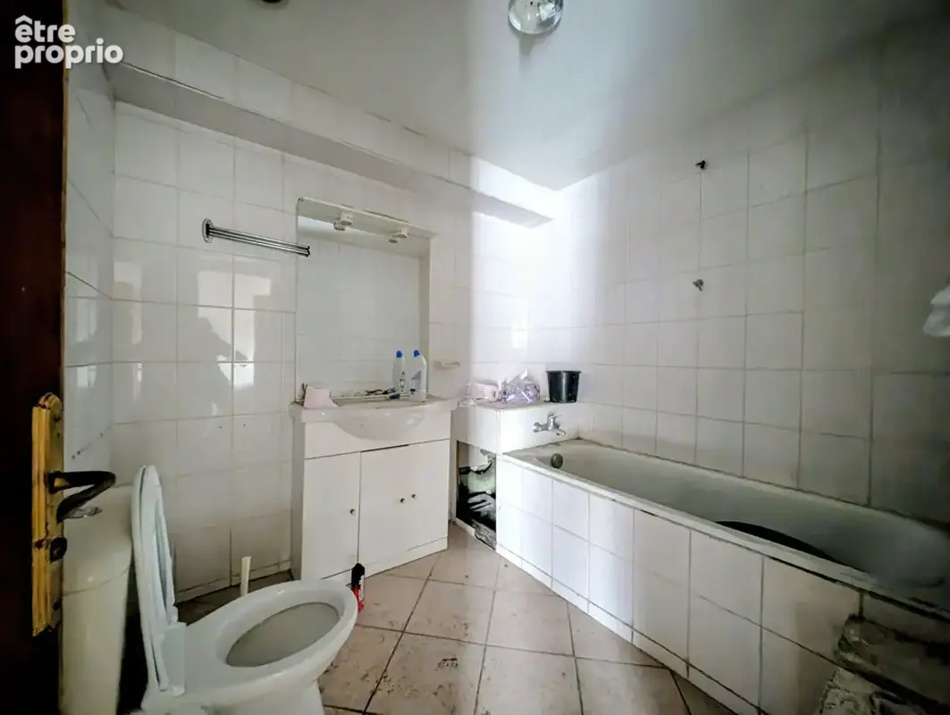 Immeuble Saint Aubin Les Elbeuf 7 pièces 370 m2 - photo 6
