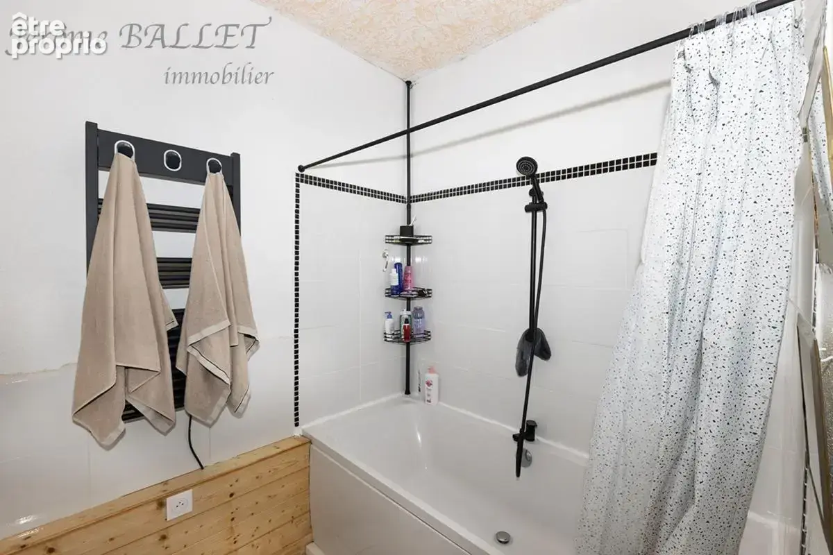 Maison 10 pièces 241 m² à vendre à Carmaux (81400) - photo 21