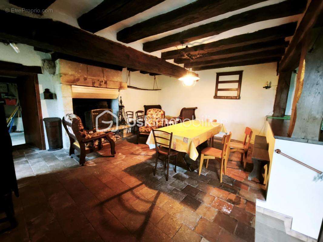 Maison à BESSE-SUR-BRAYE