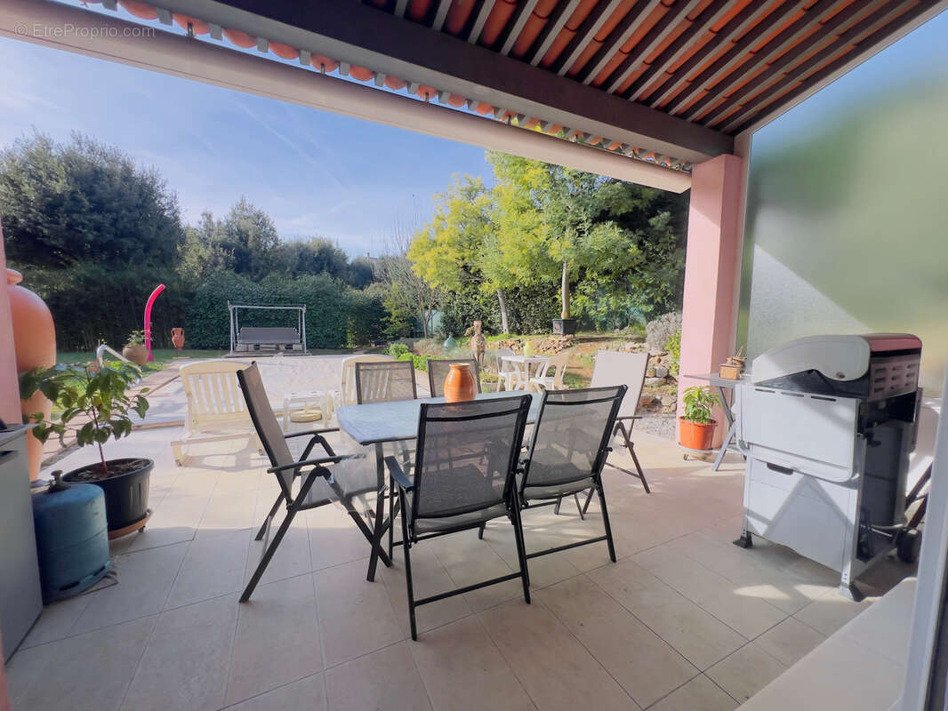 MAISON INDIVIDUELLE en viager sur biot au calme - photo 11