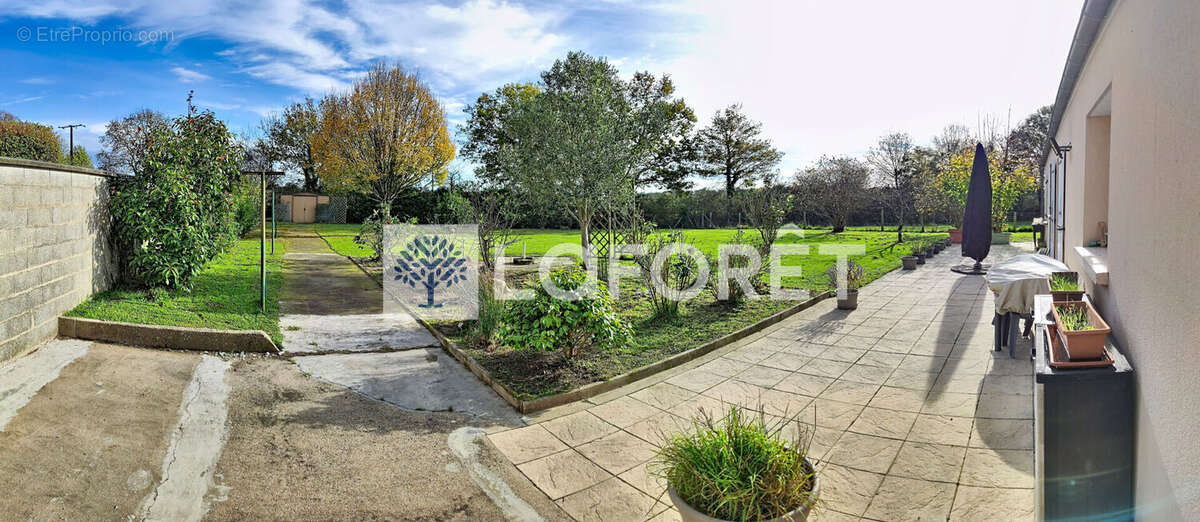 Maison à LA CHAPELLE-BERTRAND