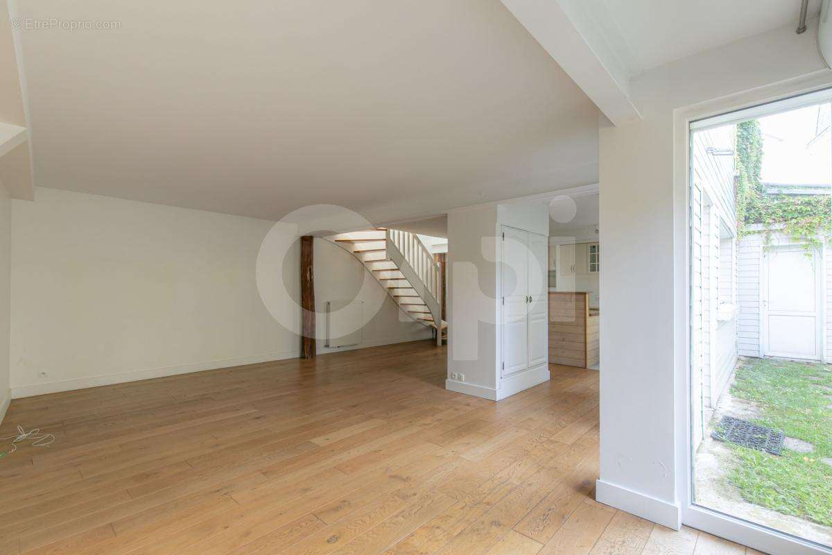 Maison à NOGENT-SUR-MARNE