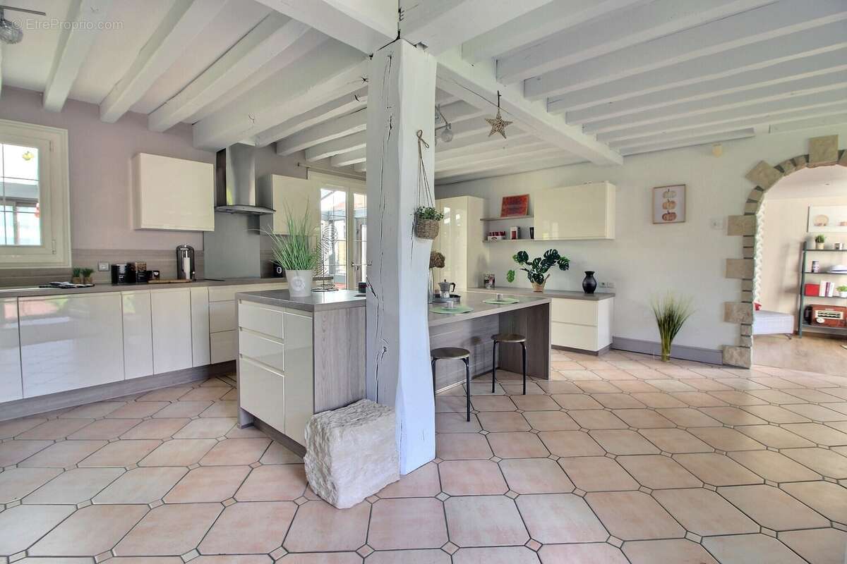 Maison à THERDONNE