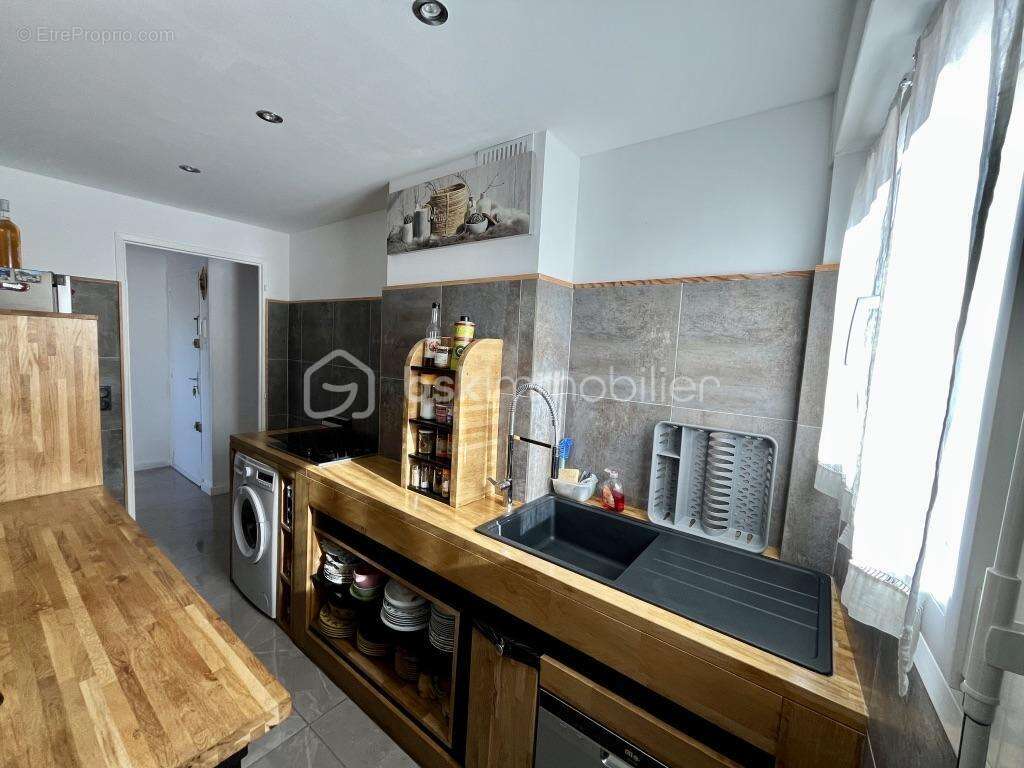 Appartement à FREJUS