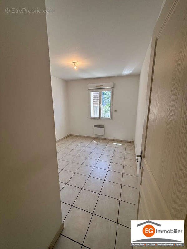 Appartement à PIERRELATTE