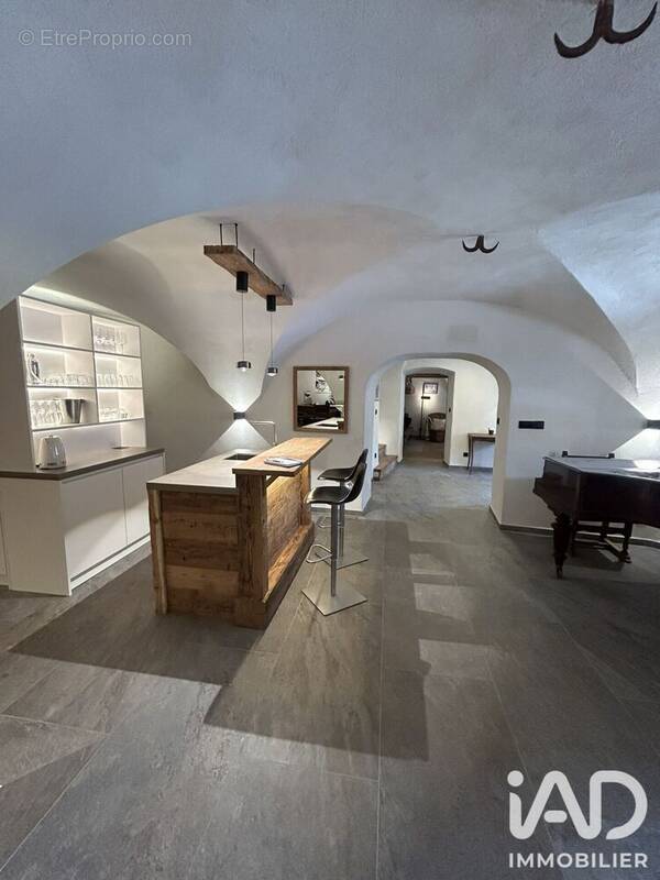 Photo 1 - Maison à LA SALLE-LES-ALPES
