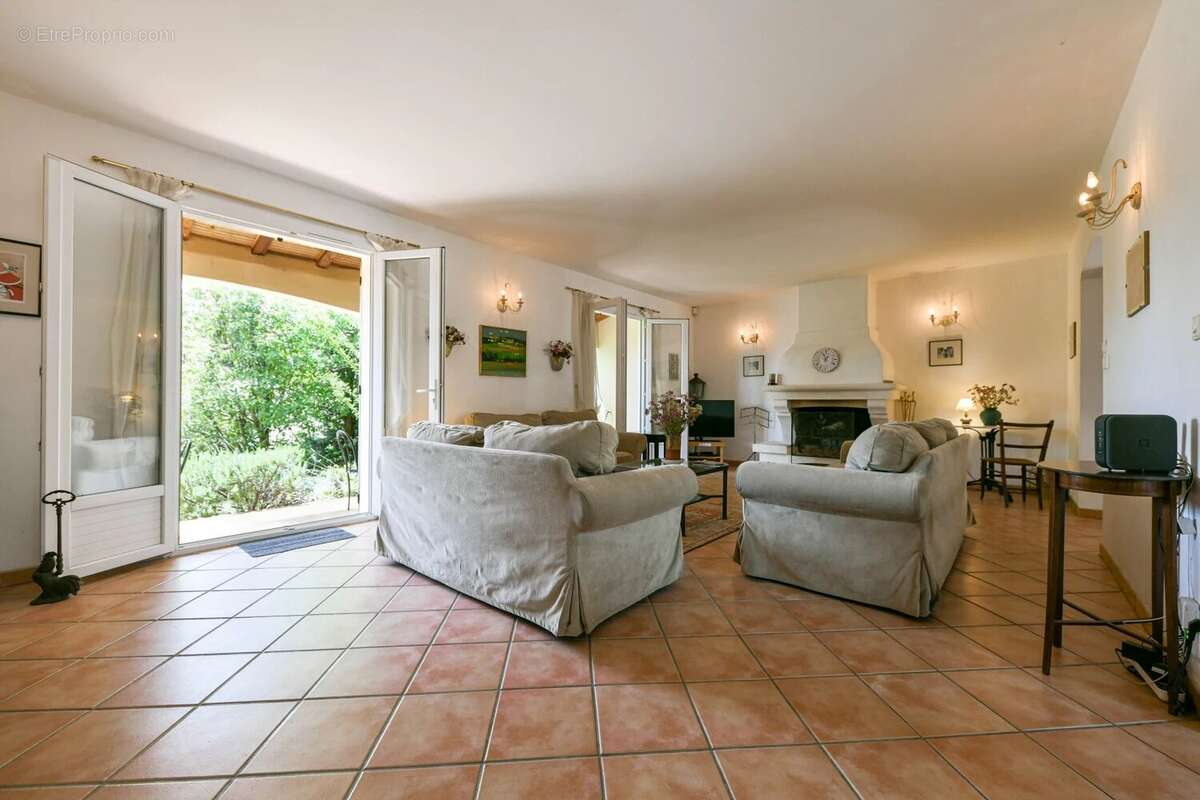 Maison à UZES