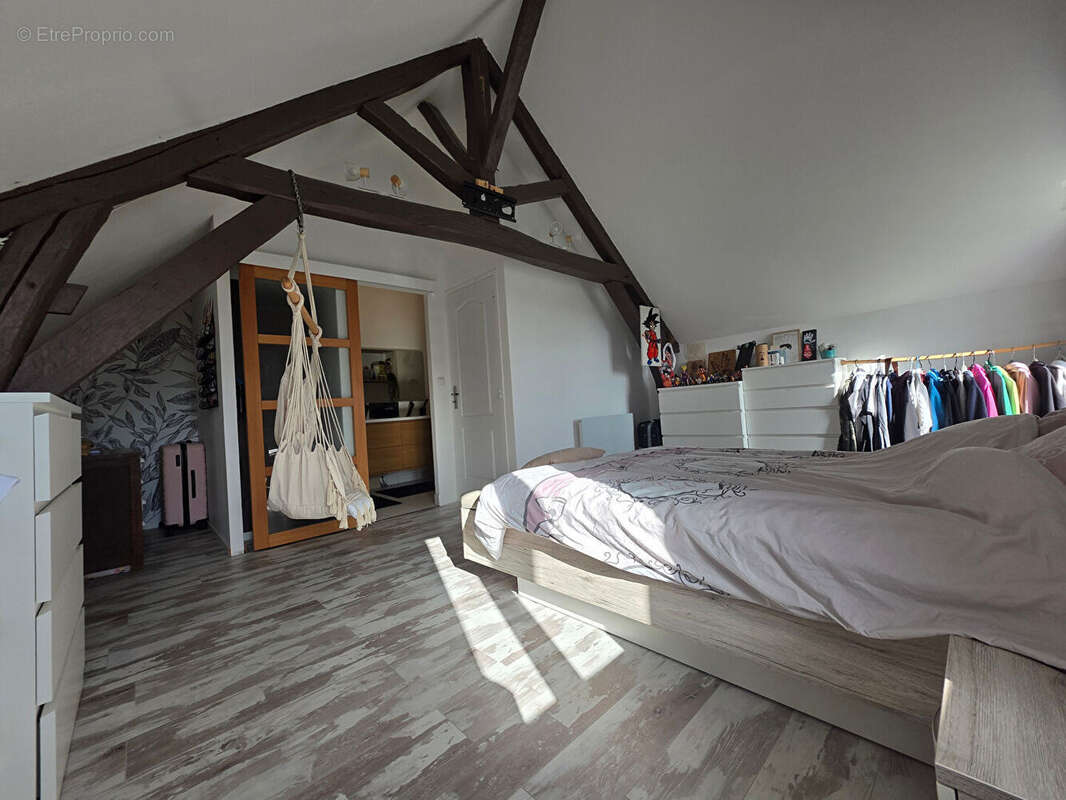 Maison à POUANT