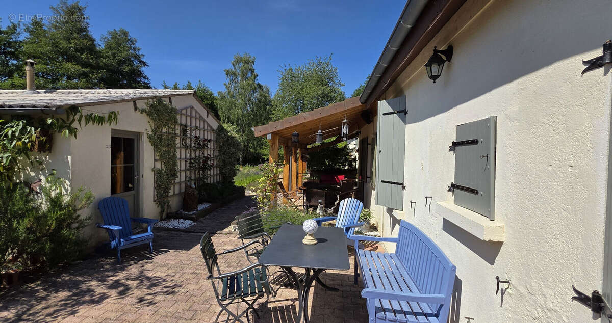 Maison à ISSY-L'EVEQUE