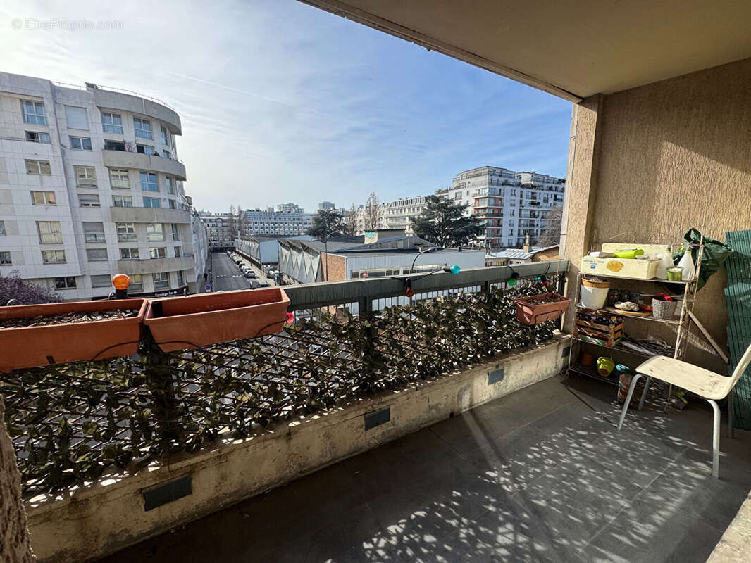 Paris XIX  Métro Ourcq  Quartier des Musiciens  4p - 3ch  88m²  Dans le Parc de la Vilette  Balcons  Cave & Parking  - photo 11