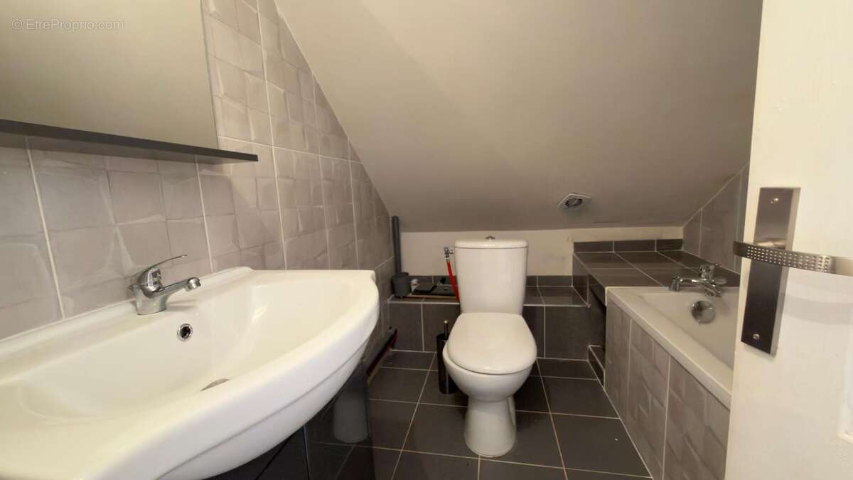 NEUILLY PLAISANCE Maison 4 chbs, 3 salles d'eau - photo 8