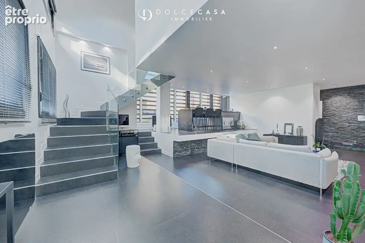Appartement à FONTENAY-SOUS-BOIS