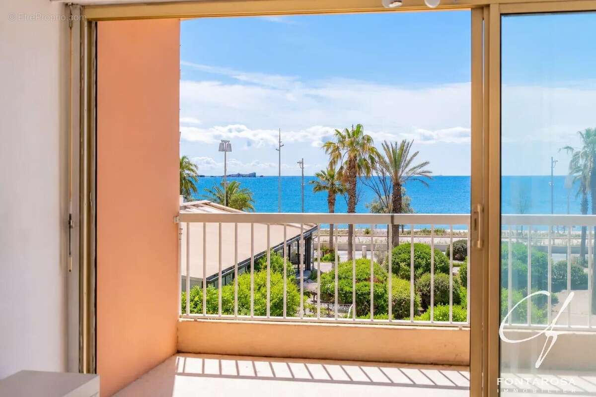 Appartement à FREJUS