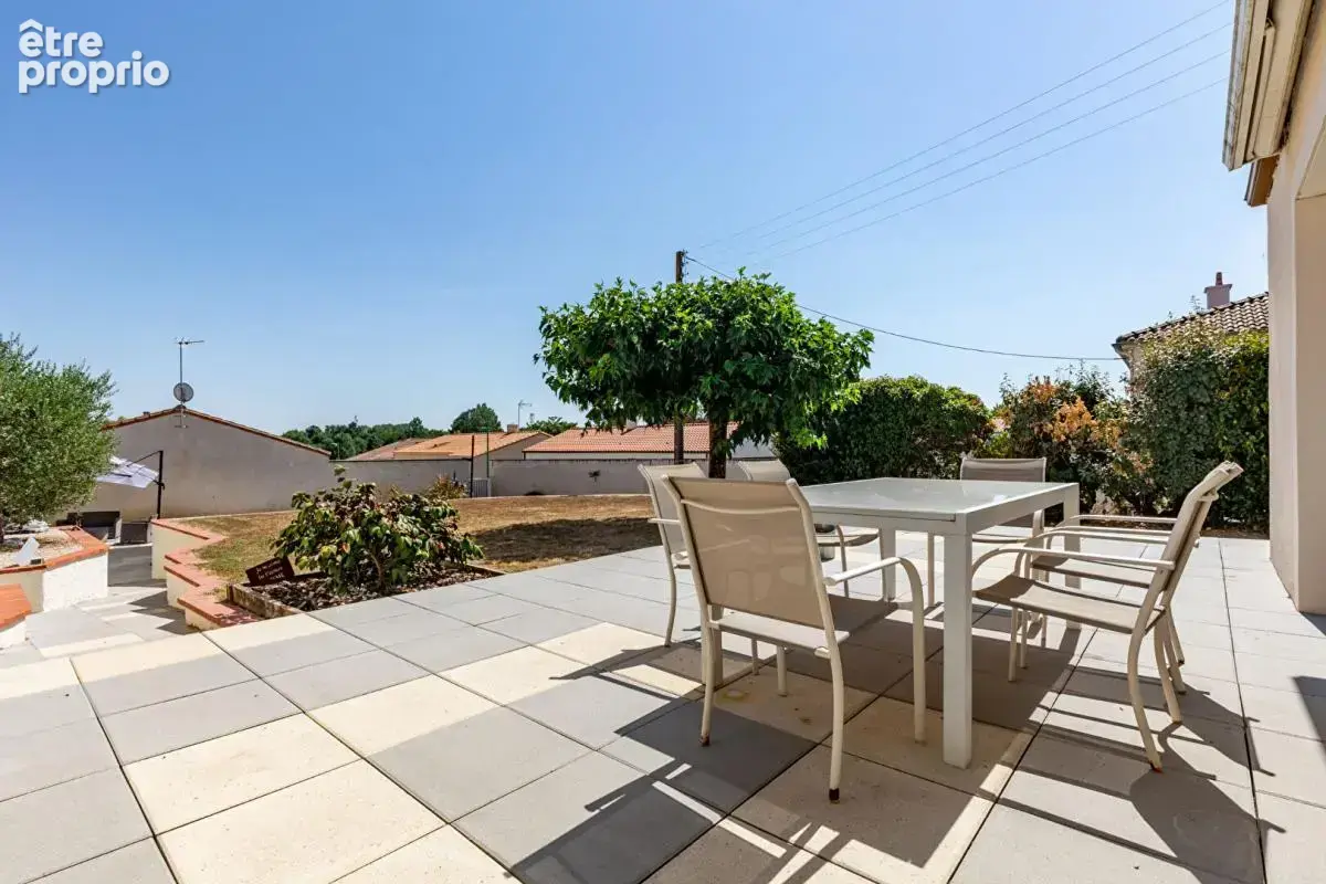 Maison Mouzillon 6 P . 4 Chs . Bureau . 177.85 M² . Double garages . T 1153 M² . Sous-sol - photo 14