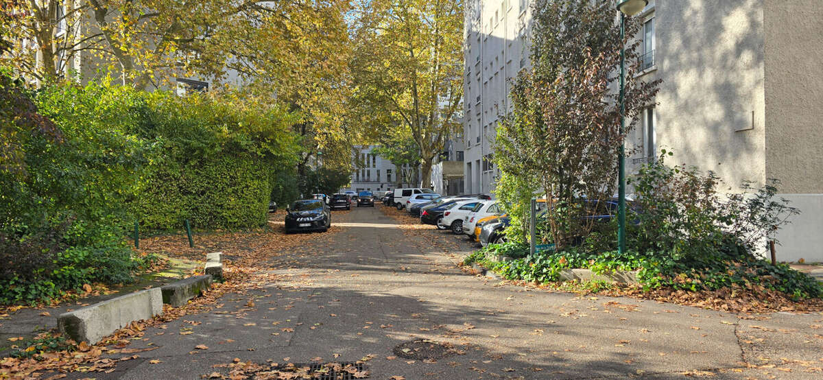 Parking à VILLEURBANNE