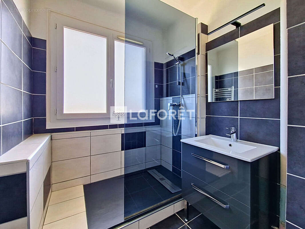 Appartement à CALUIRE-ET-CUIRE