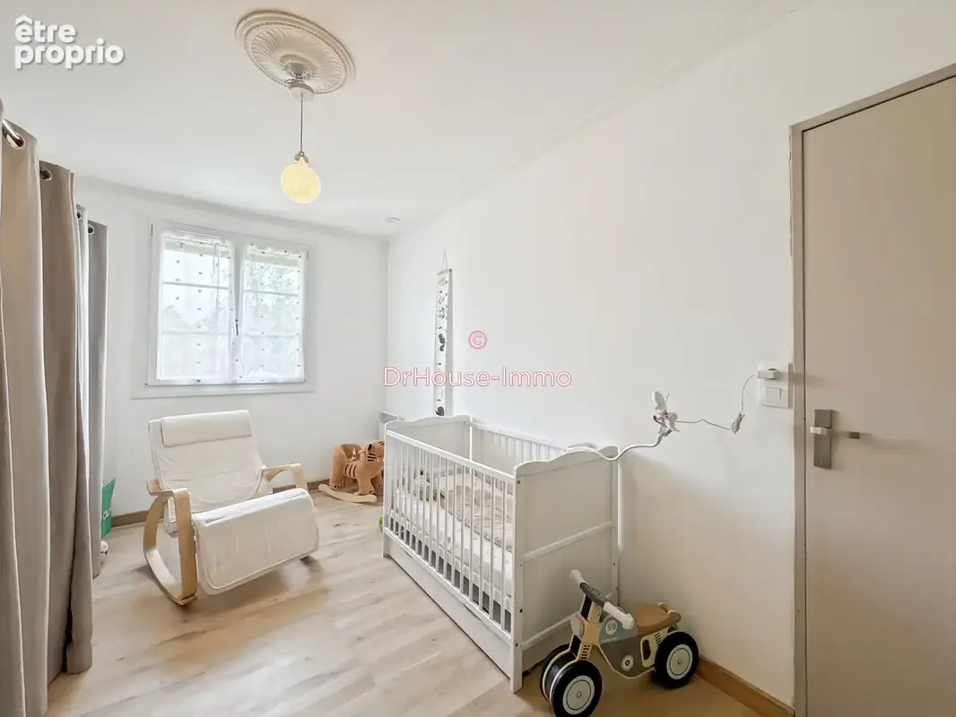 Maison 5 pièces 132 m² à vendre à Marigne-Laille (72220) - photo 23