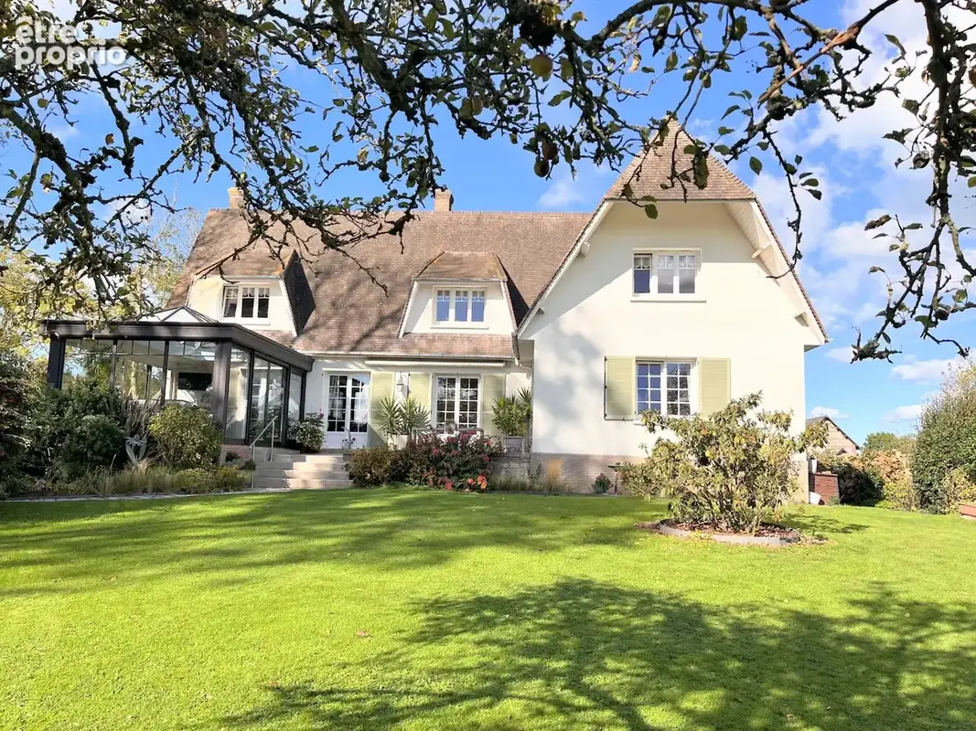 Maison 8 pièces 195 m² à vendre à Criquebeuf-En-Caux (76111) - photo 1