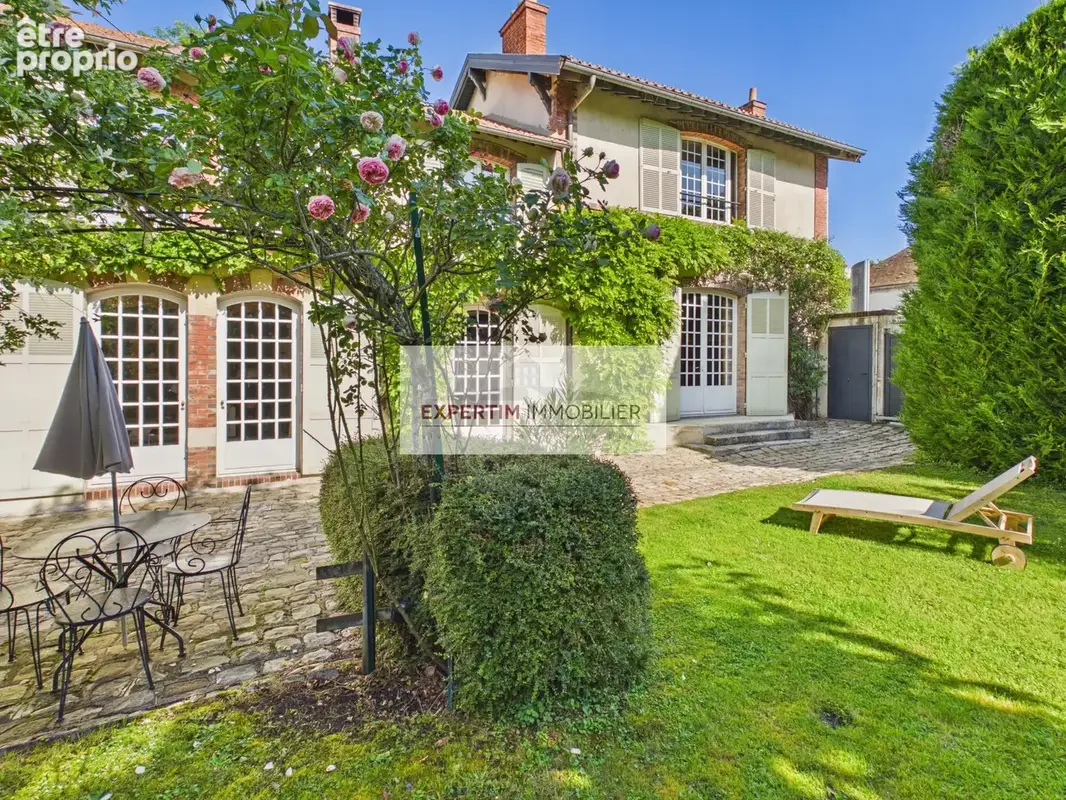 Maison à LE CHESNAY