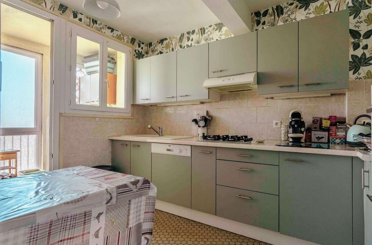 Appartement à CHENOVE