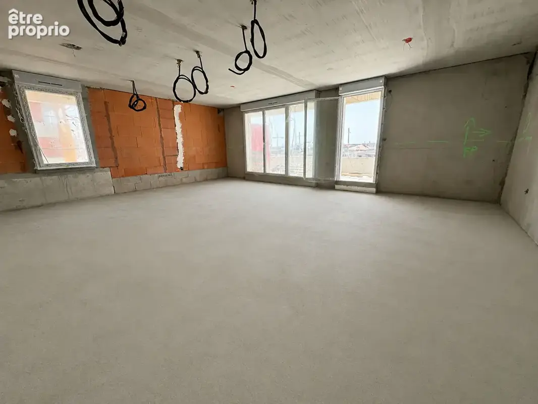 Appartement 4 pièces 87m² + Terrasse de 40m² + Parking sous-sol  ! BARRIERE DE PARIS - photo 5