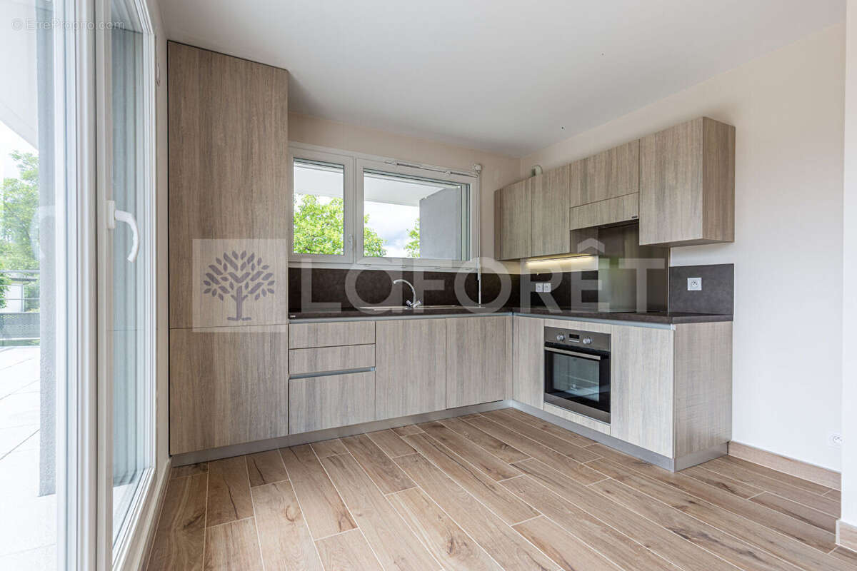 Agence immobiliere laforet - "bambou" - annecy / seynod - appartement t3 de 79.91m² - terrasse de 42.94m² - garage en option - d - photo 4