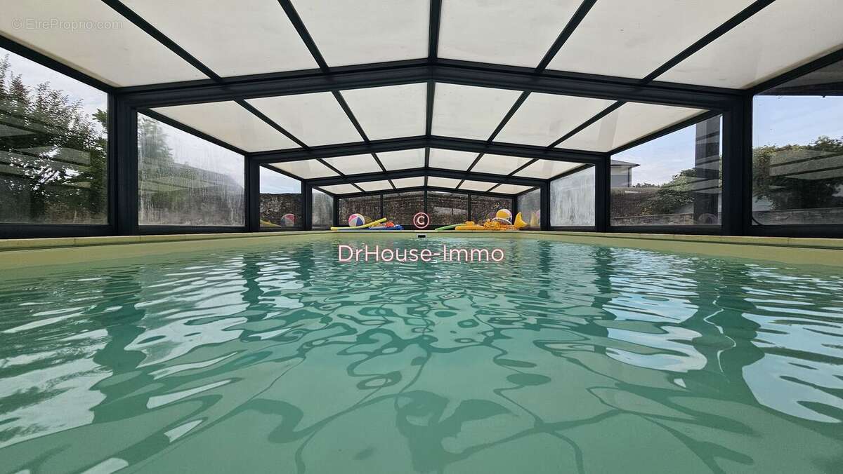 Maison à SAINT-SATURNIN