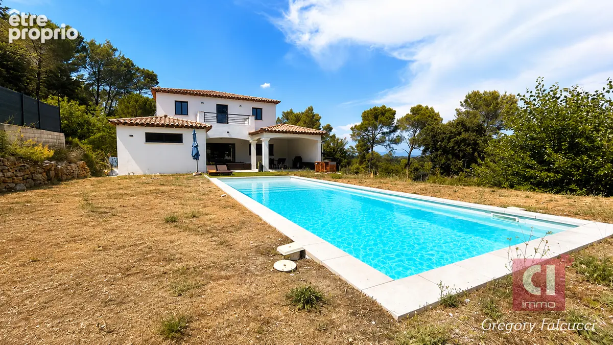 Photo Maison à Flassans-Sur-Issole au prix de 749 000€