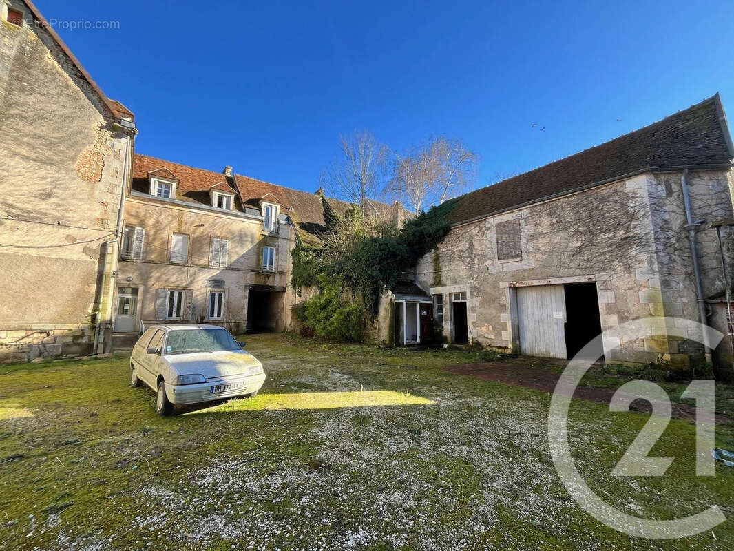Maison à ENTRAINS-SUR-NOHAIN