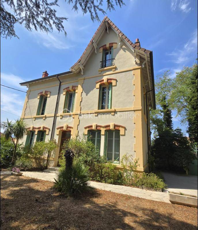 Maison à MONTELIMAR