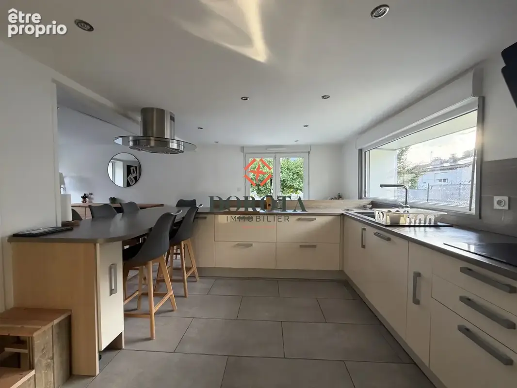 Maison 5 pièces 140 m² à vendre à Saint-Pierre-D'allevard (38830) - photo 3
