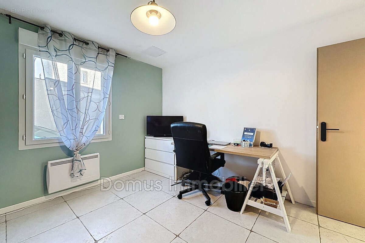 Maison à MORIERES-LES-AVIGNON