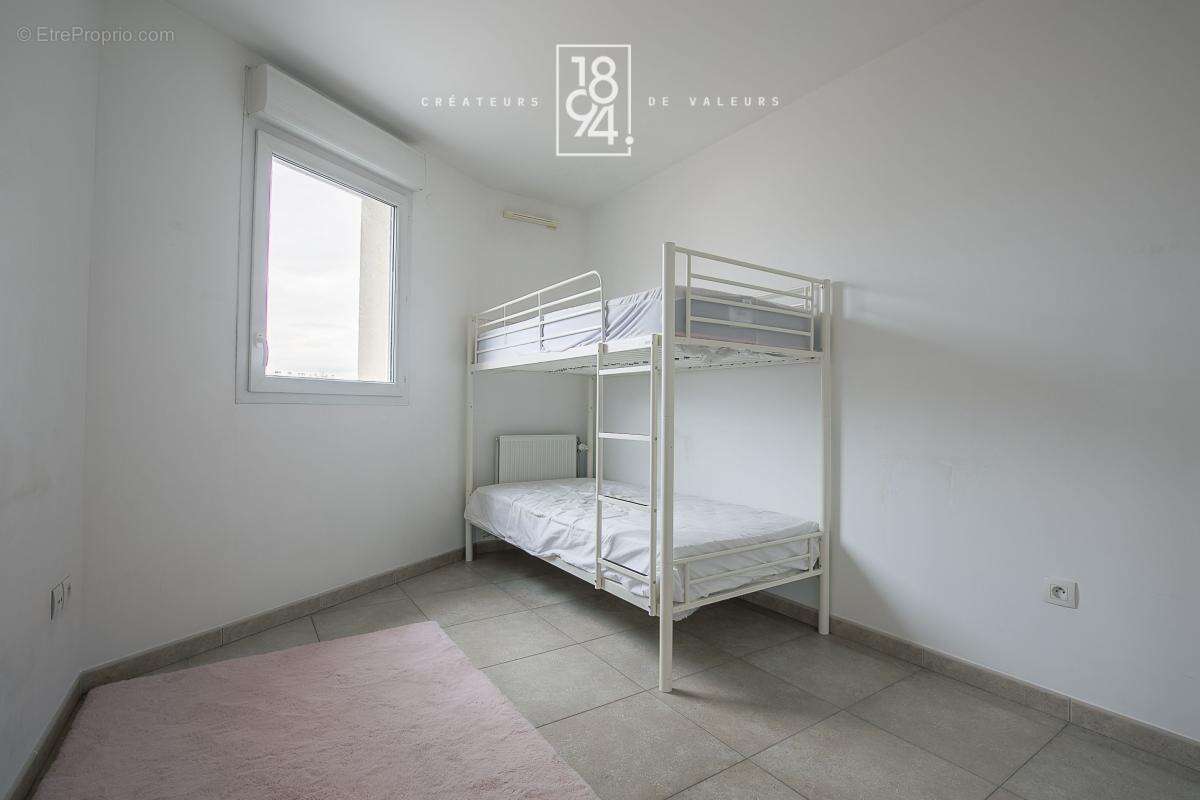 Appartement à MARSEILLE-8E