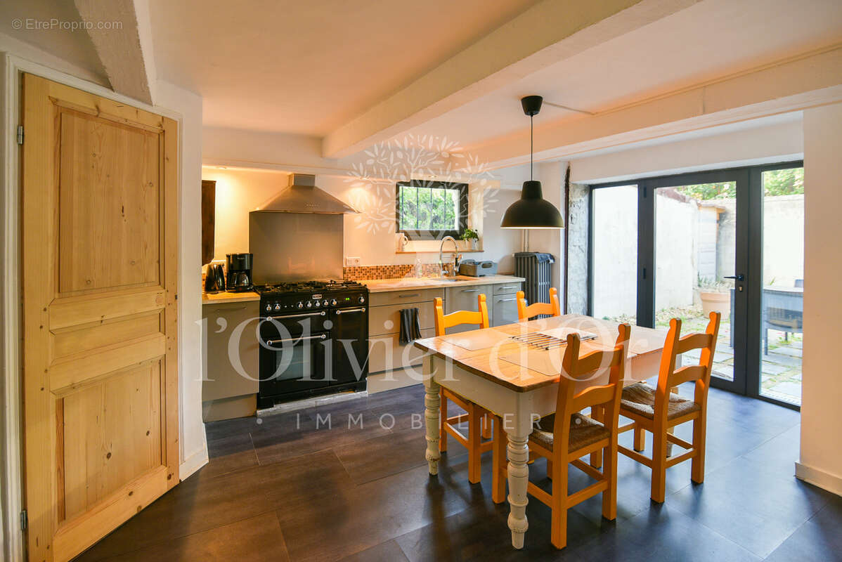 Maison à VAISON-LA-ROMAINE