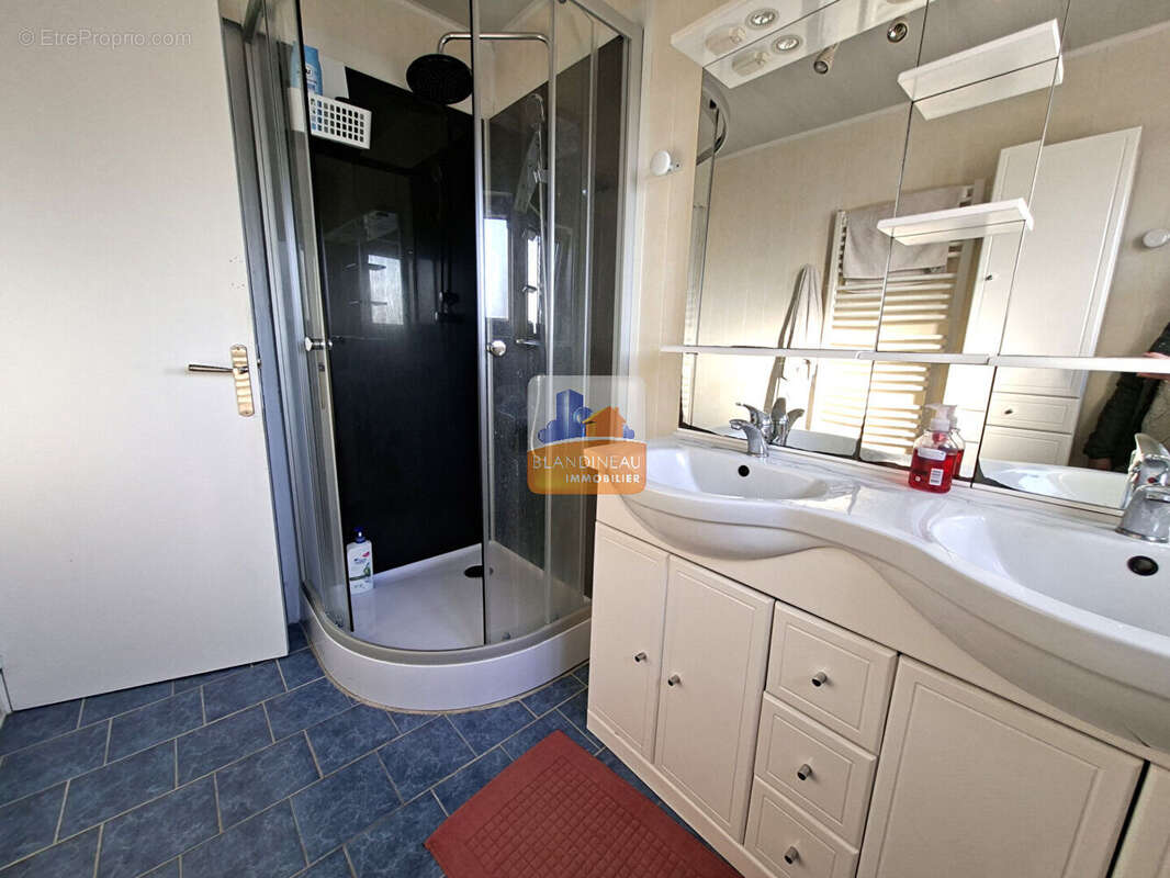 Maison à LA MONTAGNE