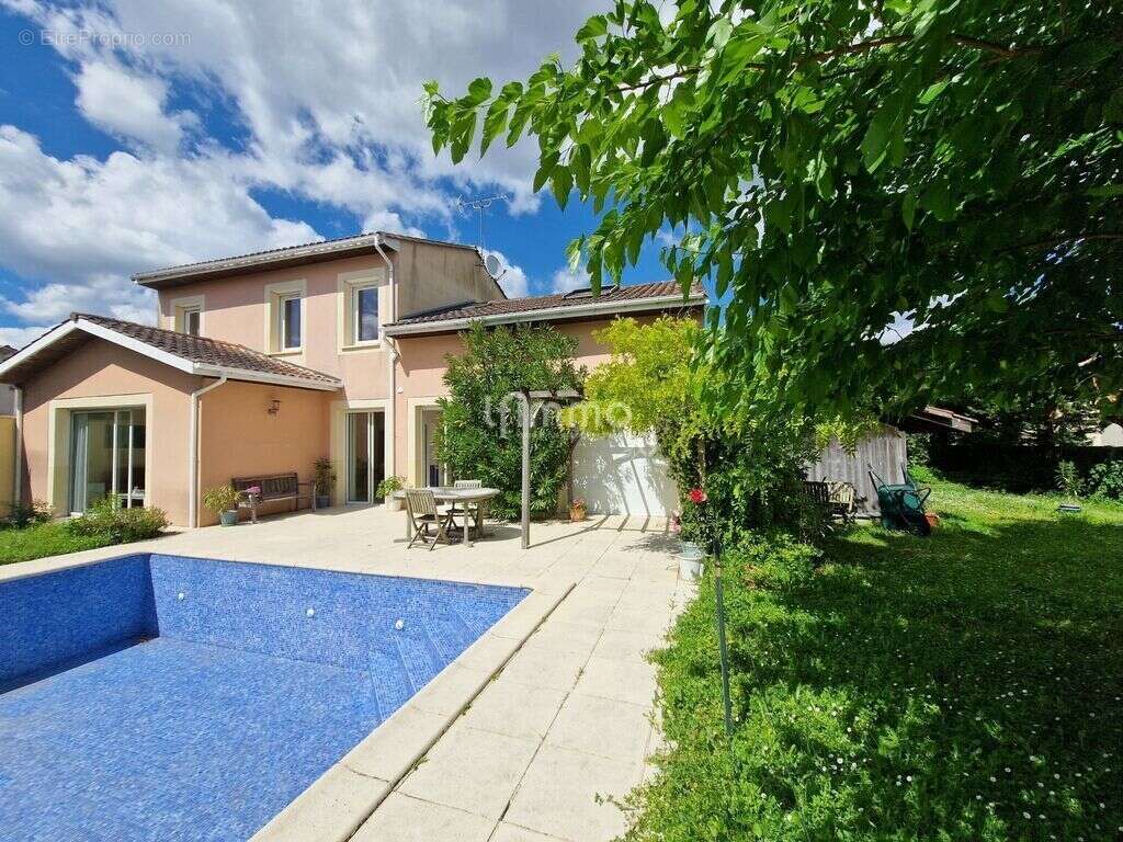 Maison à LE BOUSCAT