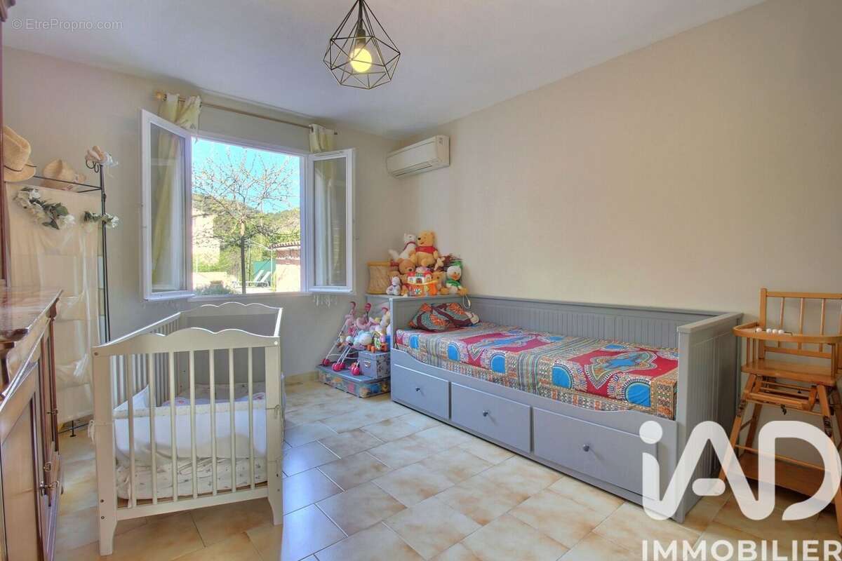 Photo 9 - Maison à CADOLIVE