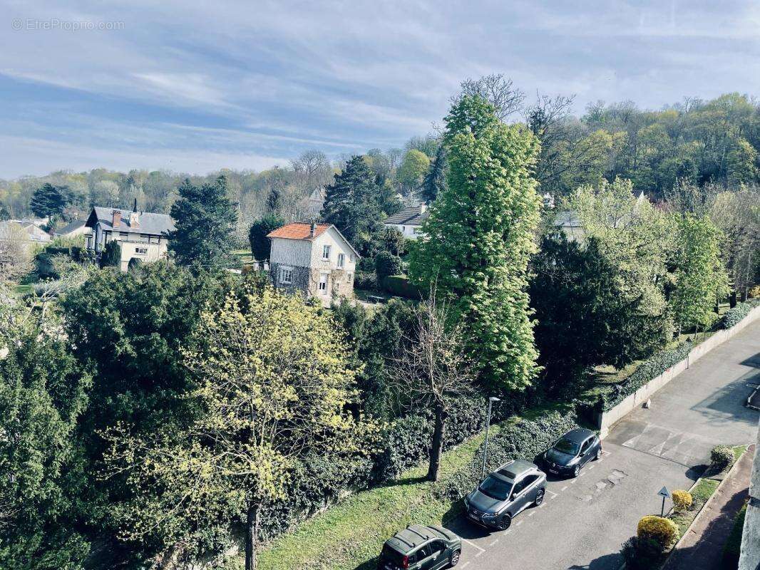 Appartement à BOUGIVAL