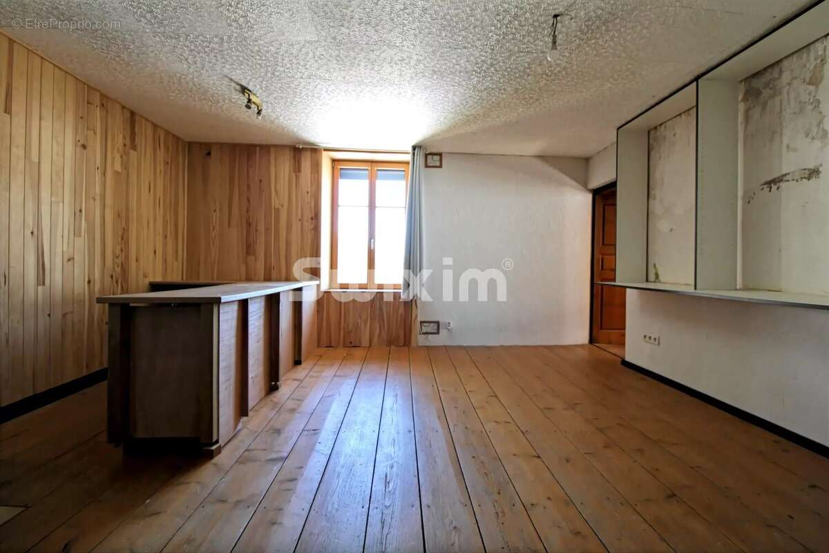 Maison à SAINT-LAURENT-EN-GRANDVAUX