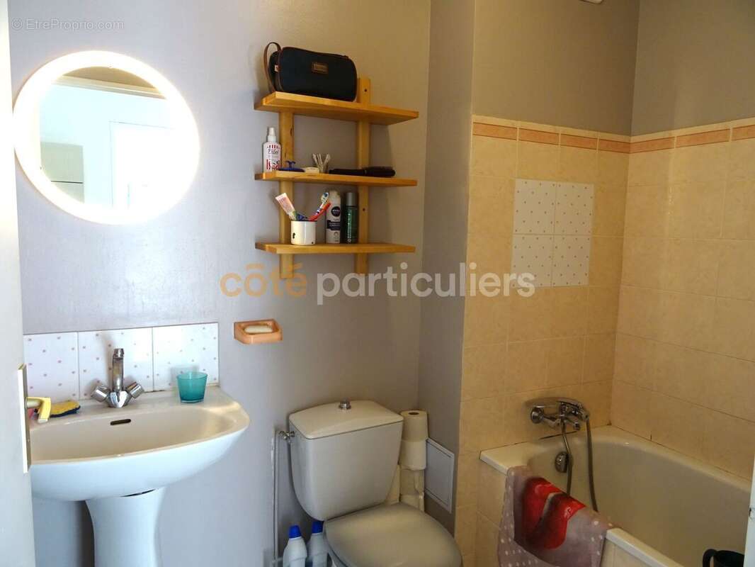 Appartement à LATTES