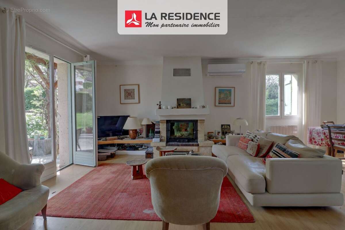 Maison 114 m² à Bazemont  - photo 4